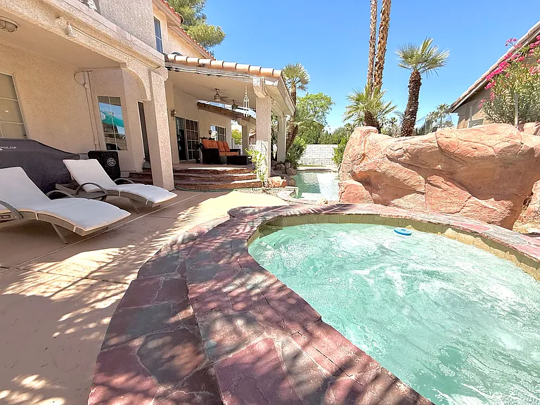 2432 Eagleridge Dr — Photo 36