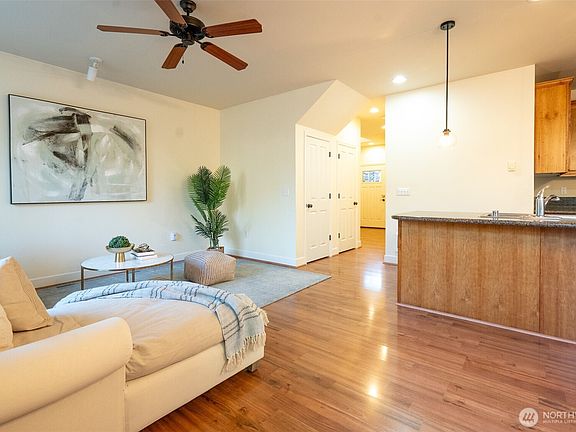 4th image of 10727 SE 242nd Street #C1