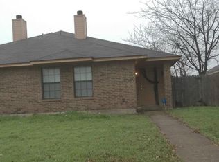 1447 N Bluegrove Rd, Lancaster, TX 75134