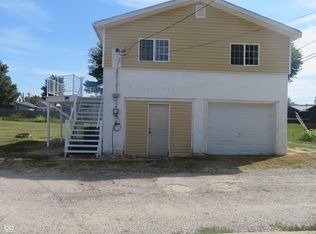 1515 S North St #S, Elwood, IN 46036