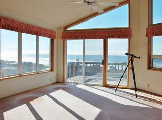 6452 NE Neptune Dr, Lincoln City, OR