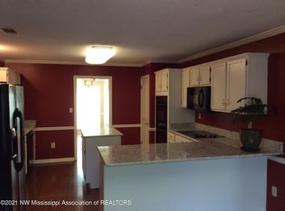 2481 Sportsman Dr, Nesbit, MS 38651