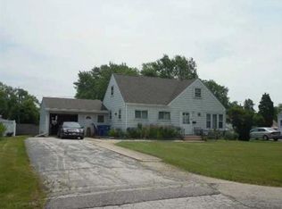 825 N Prater Ave, Melrose Park, IL 60164