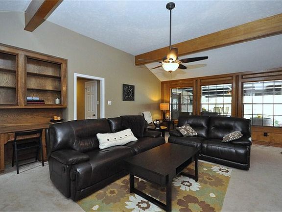 5th image of 14763 Charlmont Dr