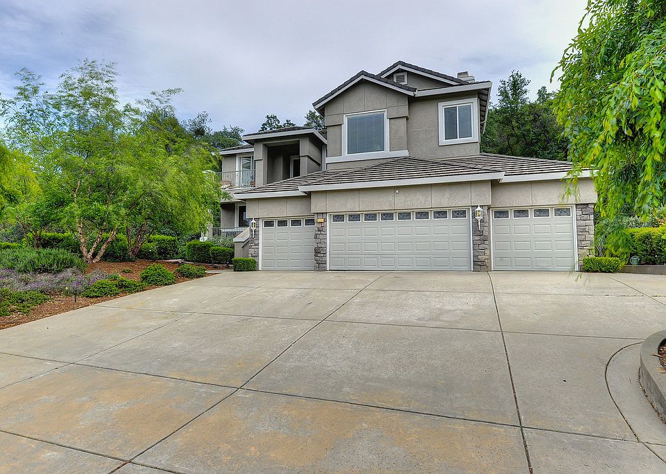 1st image of 3520 Brittany Way