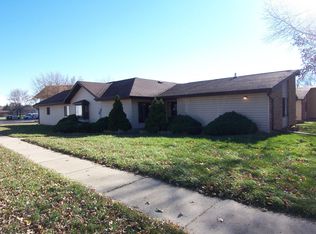 702 Heritage Dr, Brookings, SD 57006