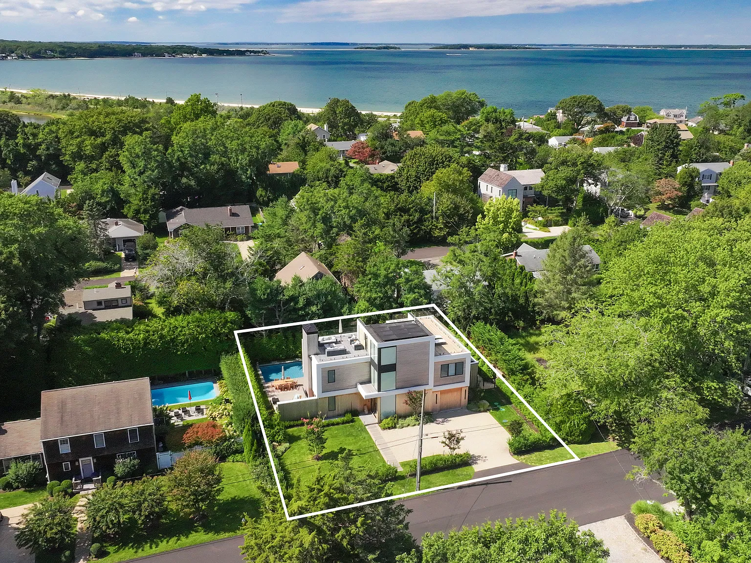 New Bay Point Luxury Rental — Photo 3