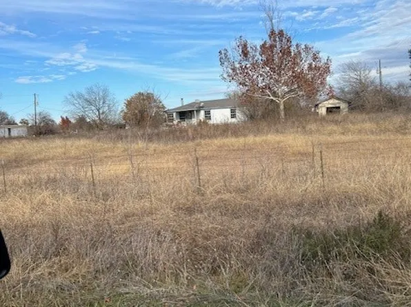 1251 Rolling Cedar Ln, Kaufman, TX 75142