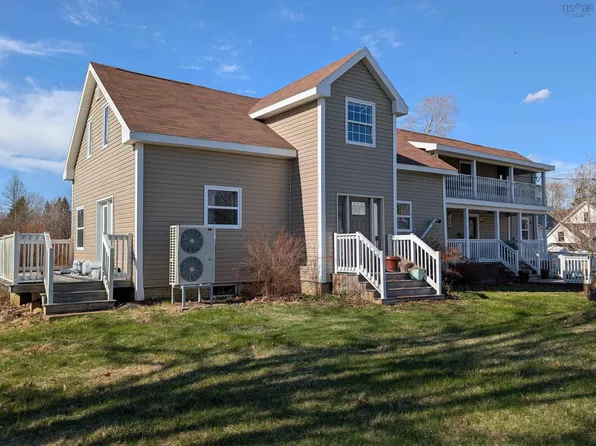 13 Lornevale Rd, Great Village, NS B0M 1L0