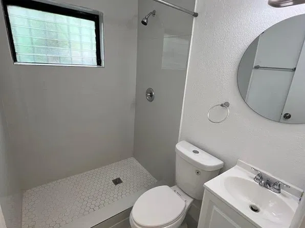 8125 NW 6th Ave, Miami, FL