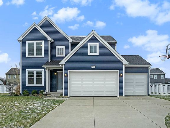 3rd image of 7196 Hopkinton Dr