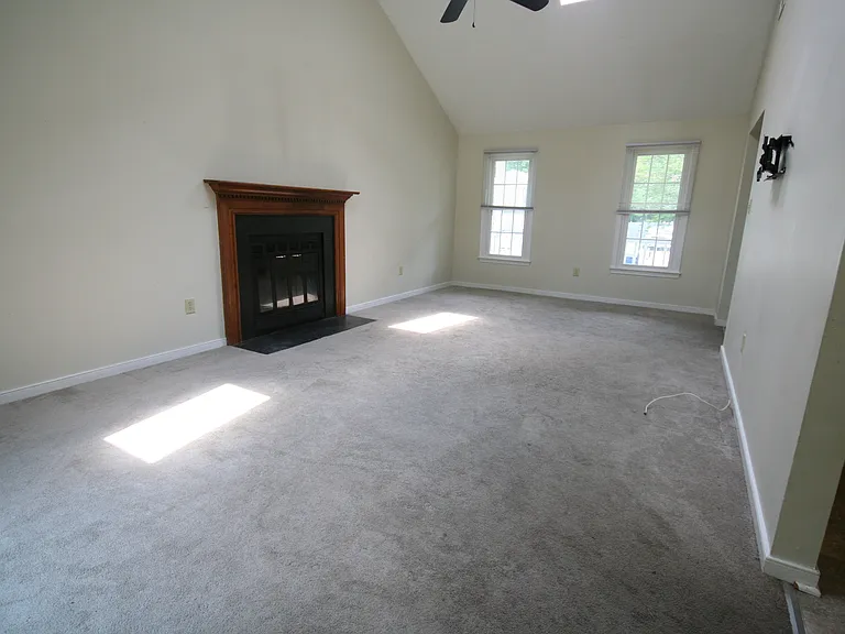 6612 W Denny Ct — Photo 2