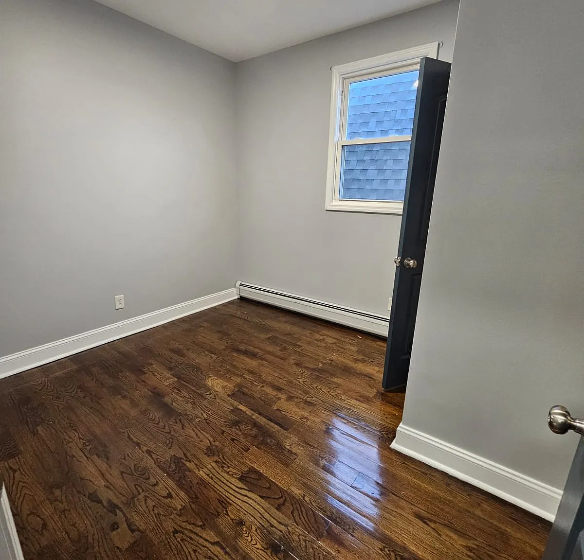 3 bed, $2,095 — Photo 4