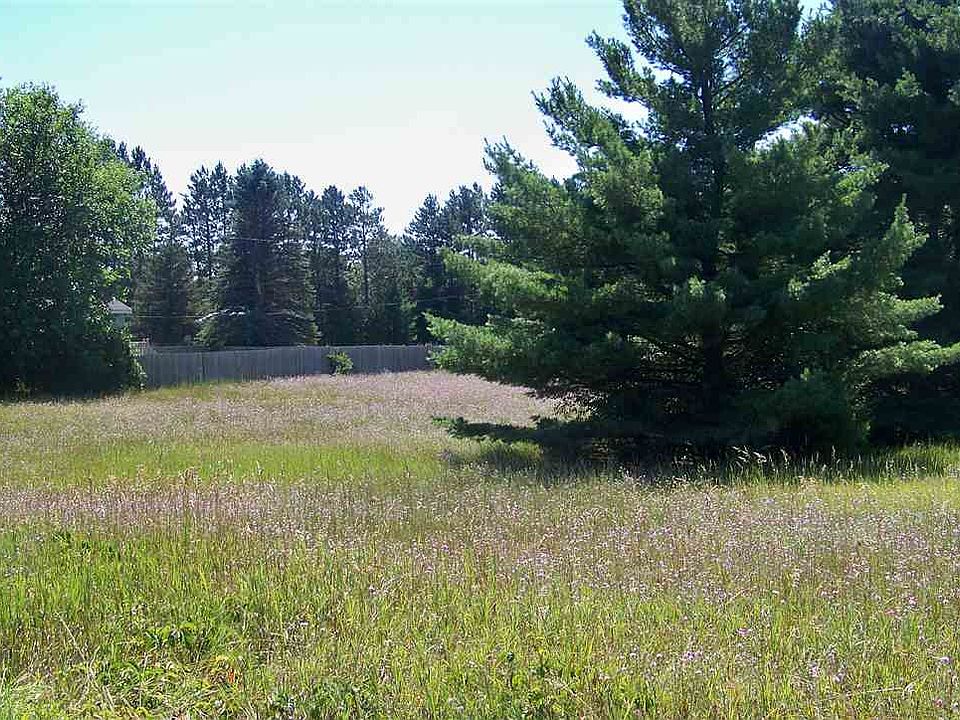2nd image of 320 Griffin Rd