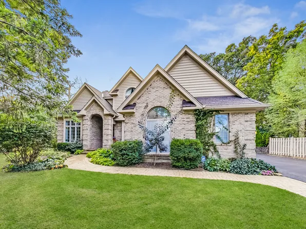 2523 Forest Ct, Lindenhurst, IL 60046