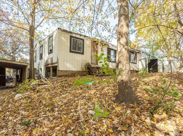 2116 65th St E, Inver Grove Heights, MN 55077