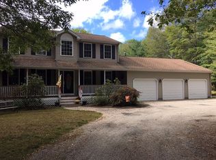 78 Olney Keach Rd, Glocester, RI 02814