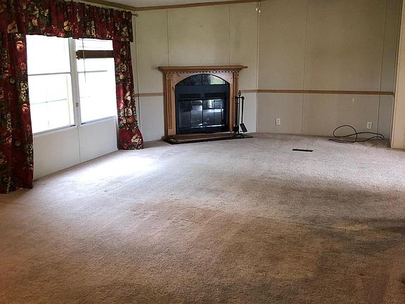 2nd image of 181 Leo Richard Ln