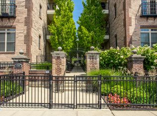 450 E Ohio St APT 207, Indianapolis, IN 46204