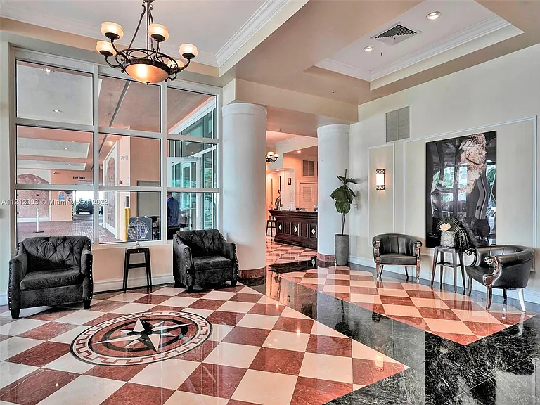 17555 Atlantic Blvd #806 — Photo 33