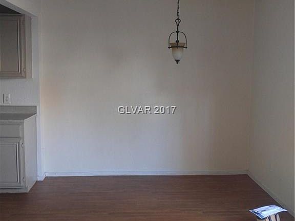 2nd image of 3509 Villa Knolls South Dr