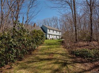 4 Laurel Ridge Rd, Guilford, CT 06437