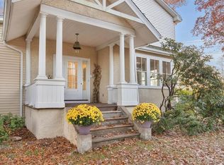 298 Oak St, Manchester, CT 06040