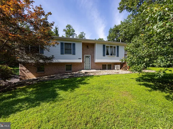 136 Tupelo Dr, Hedgesville, WV 25427