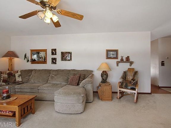 5th image of 15238 Larsen Ave NE