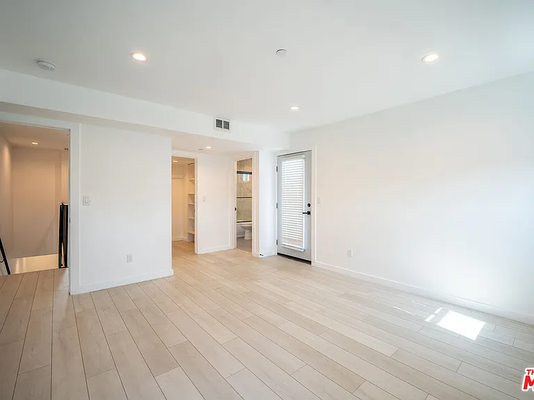 246 N Dillon St #1/2 — Photo 29
