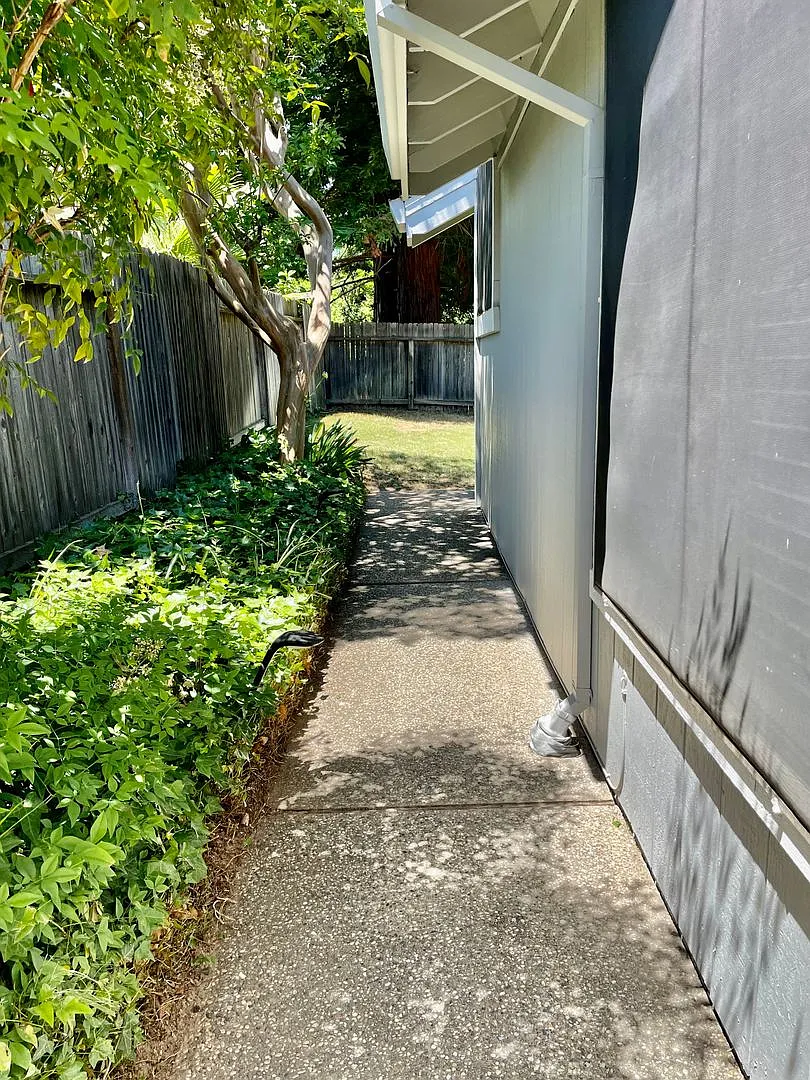 Sparkling Clean — Photo 3