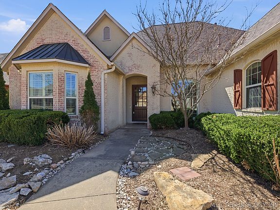 3rd image of 3207 Covey Trail Cir