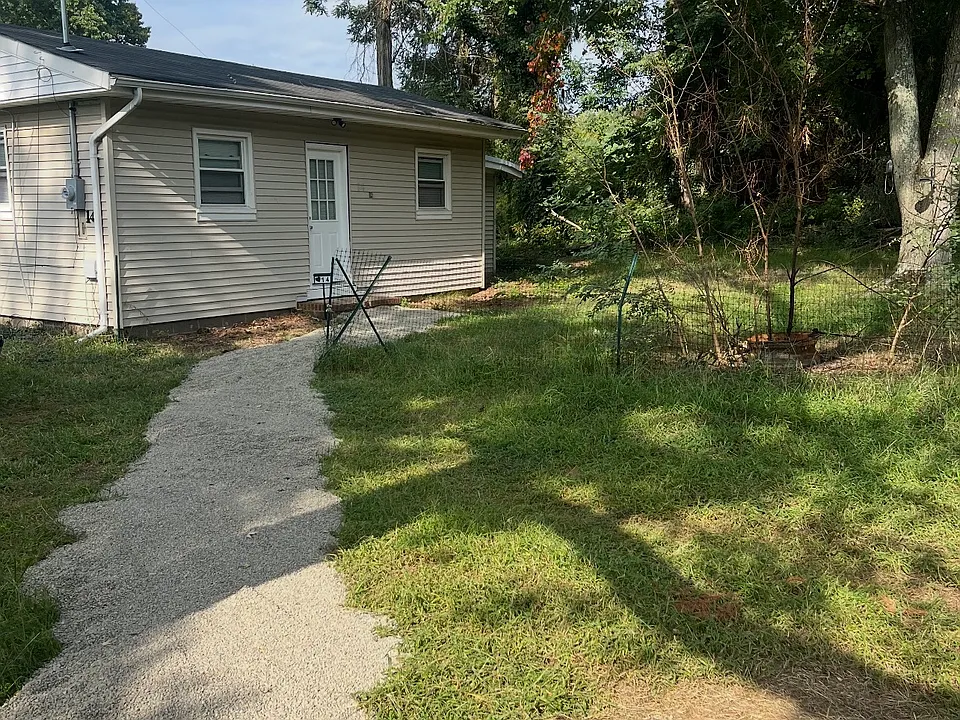 14 Old Monmouth Rd #14