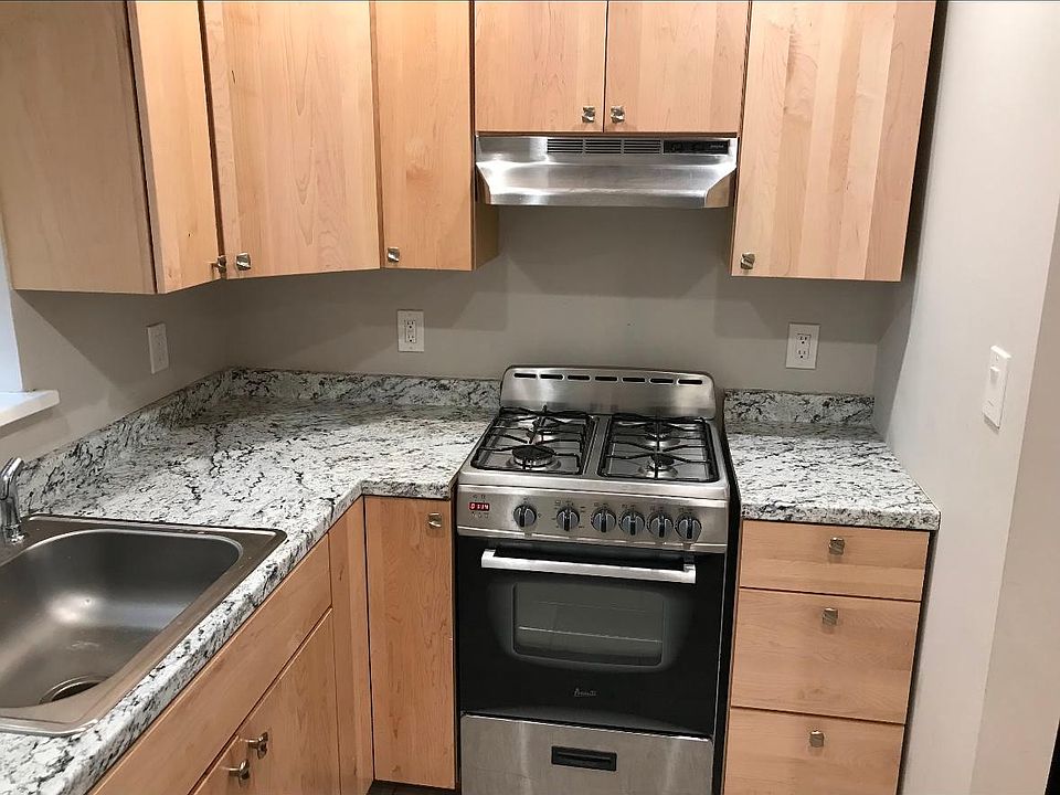 1st image of 200 Irvington Ave