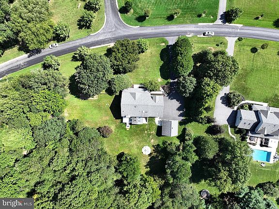 2nd image of 21628 Ripplemead Dr