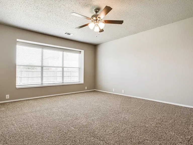 2405 Tailburton Ct — Photo 16