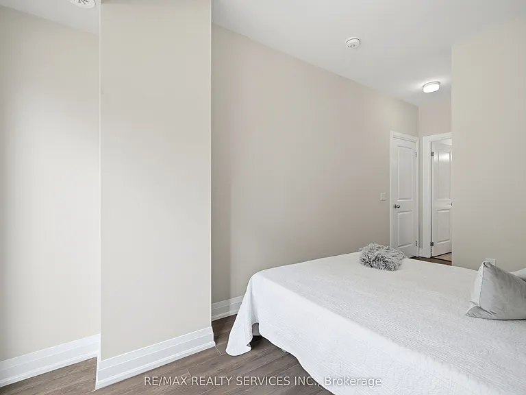 26 Coles Ave #302 — Photo 26