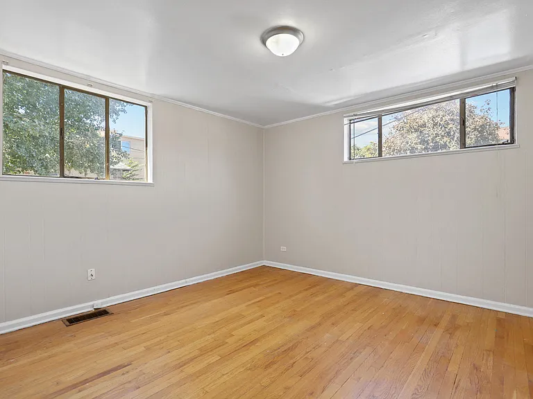 Race Street Apartments — Photo 45