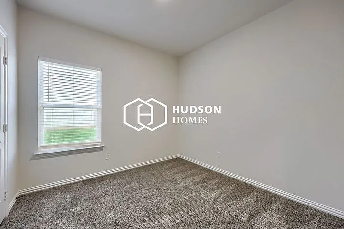 119 Kylie St — Photo 8