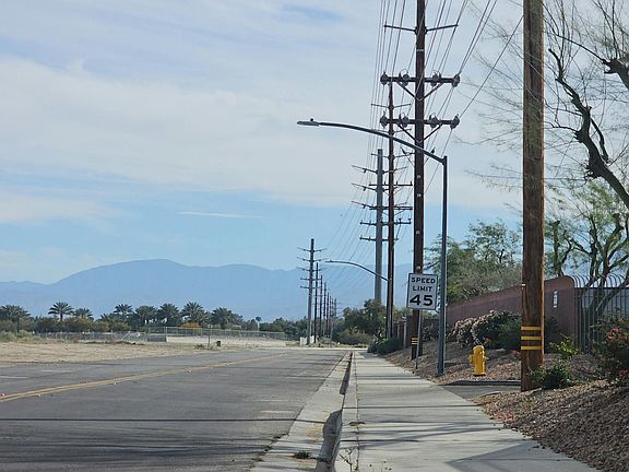 4th image of 36568 Fan Palm Way