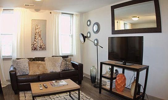 2nd image of 3700 N Charles St #7b180d405