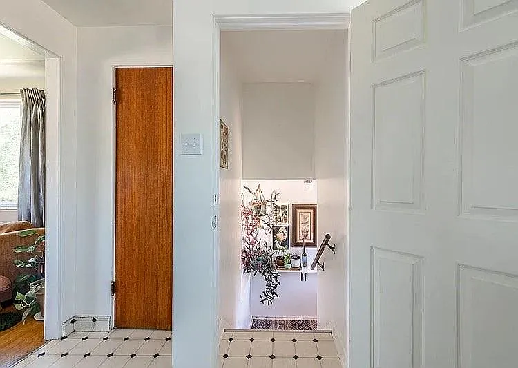 3431 N Harrison St — Photo 15