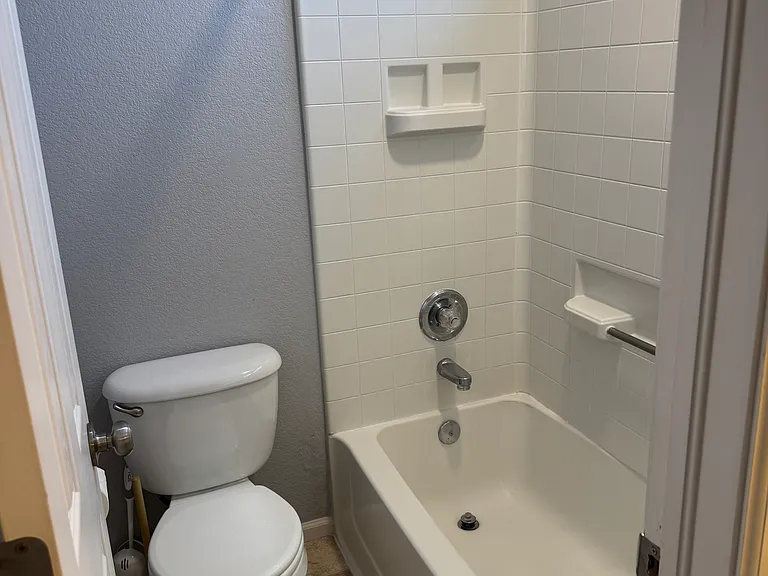 1632 Bain Dr — Photo 13