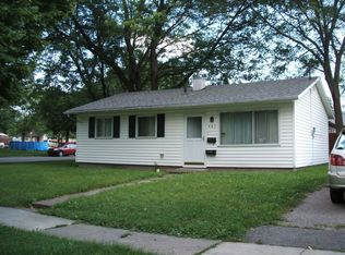 401 Pinewood St, Lansing, MI 48910