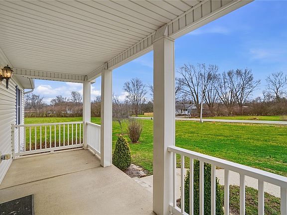 4th image of 4634 Wallace Rd