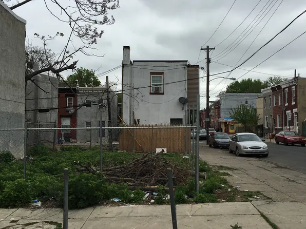 901 W Silver St, Philadelphia, PA 19133