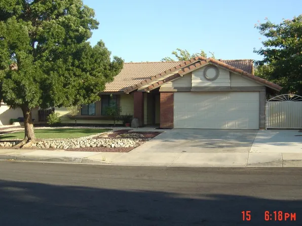4816 Vitrina Ln, Palmdale, CA 93551