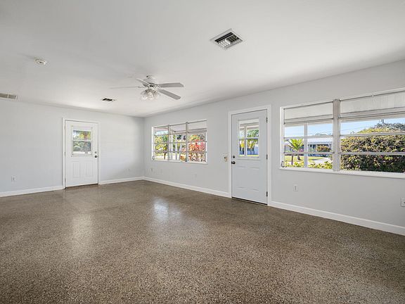 2nd image of 1490 3rd Court