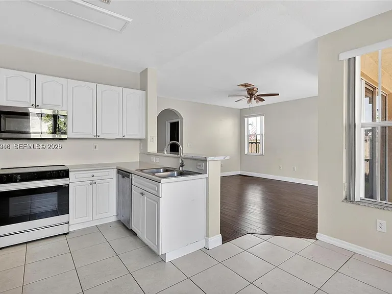 11007 SW 243rd Ln — Photo 17