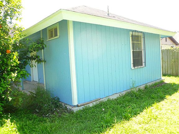 4th image of 1119 Calle Pluton